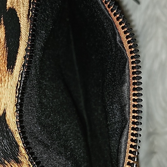 Leopard Print Backpack with Multicolored Shoulder Strap and Wristlet NWOT - Picture 8 of 12